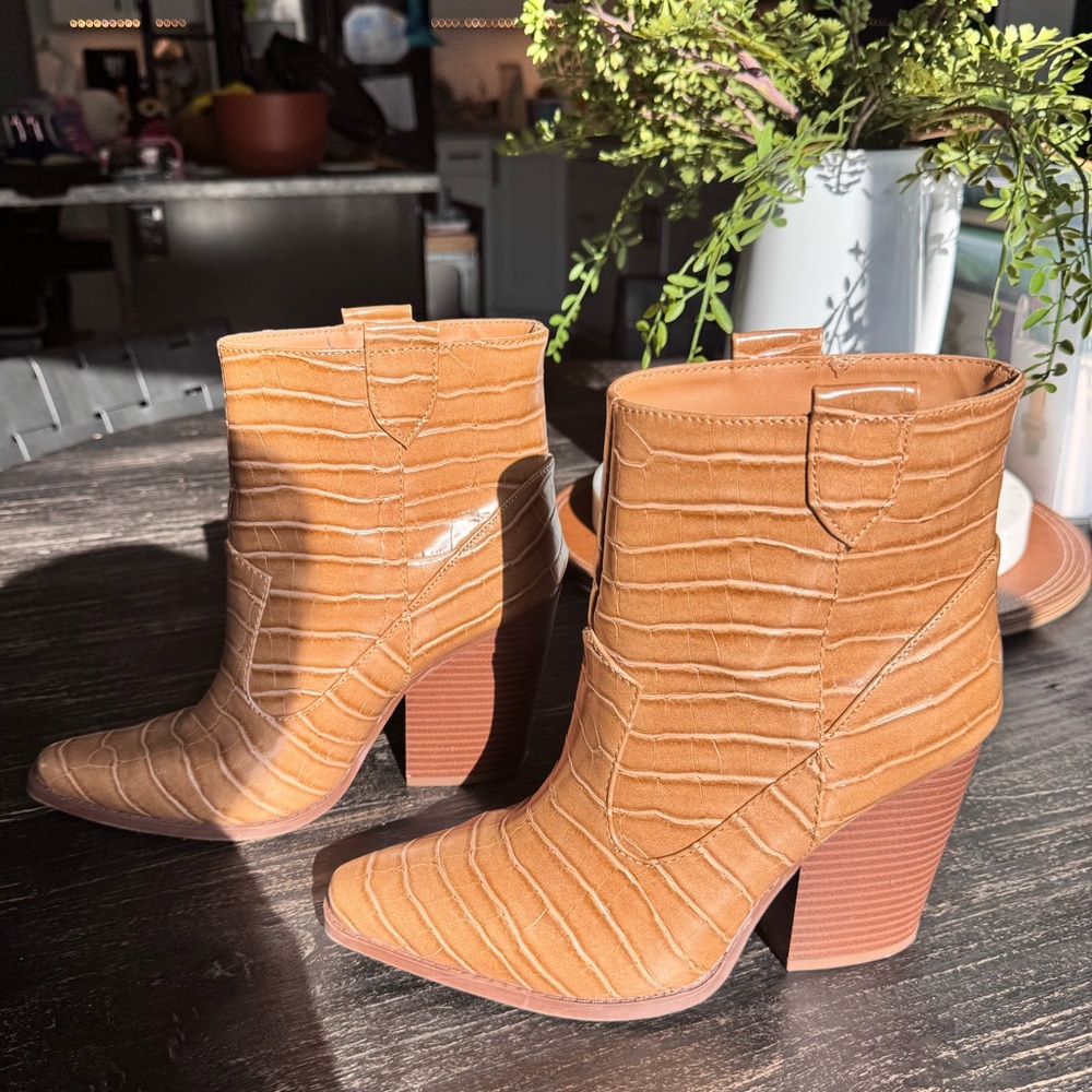 Quaid Camel Croc Faux Leather Boots